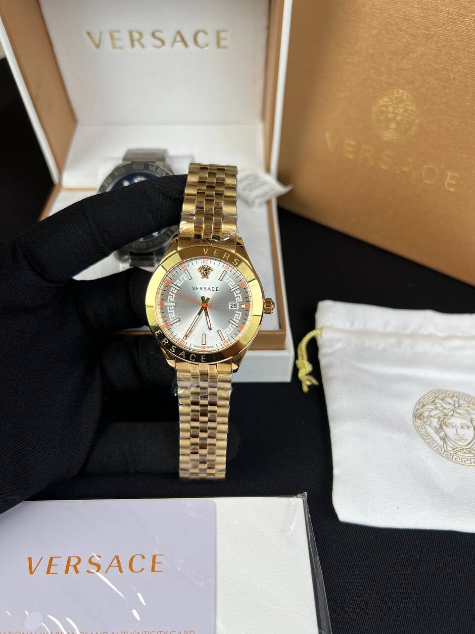 Versace Classic Gold