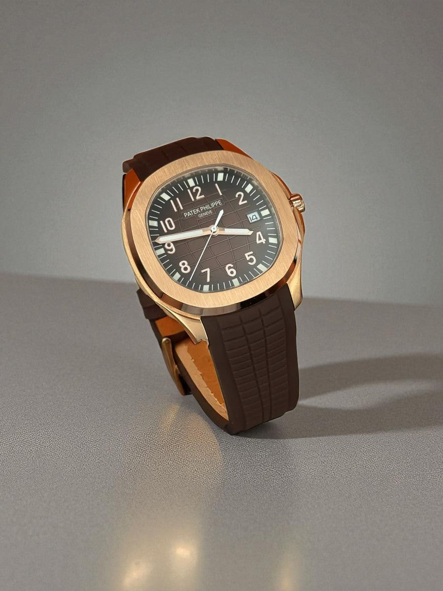 Patek Philippe Aquanaut – Kahverengi Kadran & Kayış, Rose Gold Kasa