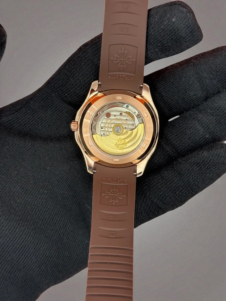 Patek Philippe Aquanaut – Kahverengi Kadran & Kayış, Rose Gold Kasa