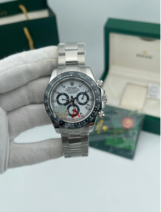 Rolex Daytona 40mm Beyaz Kadran – Siyah Bezel & Çelik Bilezik
