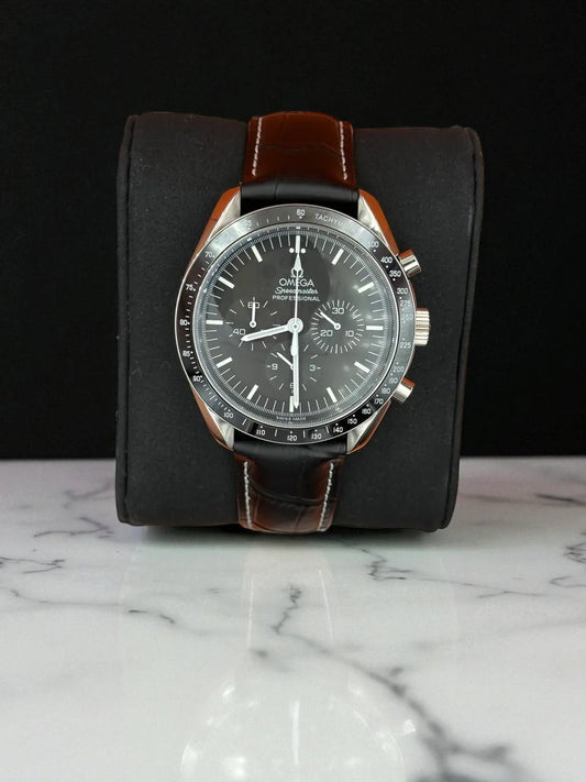 Omega Speedmaster Professional Moonwatch – Siyah Kadran, Deri Kayışlı