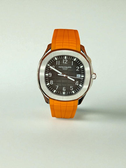 Patek Philippe Aquanaut – Siyah Kadran, Çelik Kasa, Turuncu Kauçuk Kayış