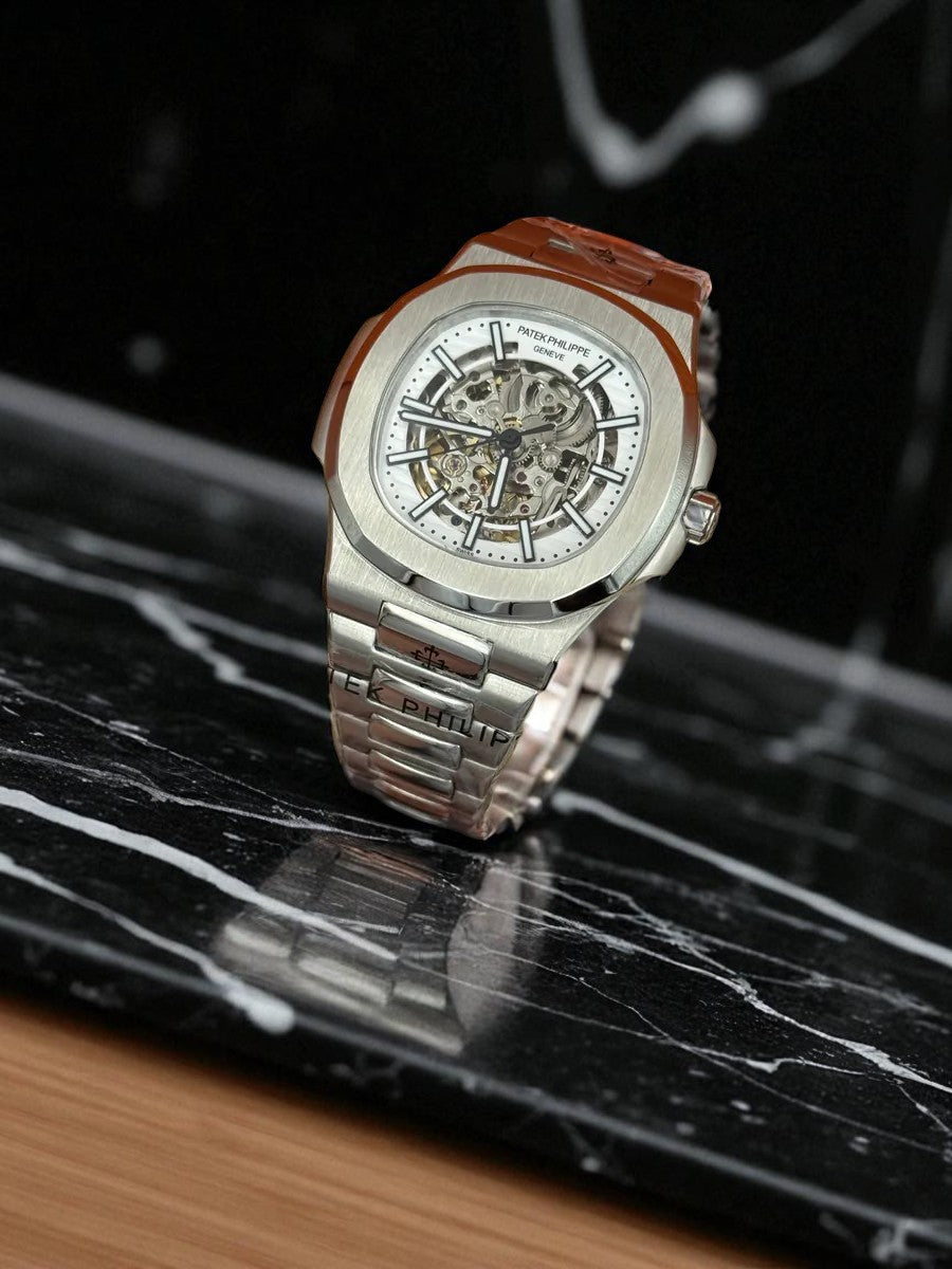 Patek Philippe Nautilus Skeleton – Tamamen Açık Mekanizma, Paslanmaz Çelik