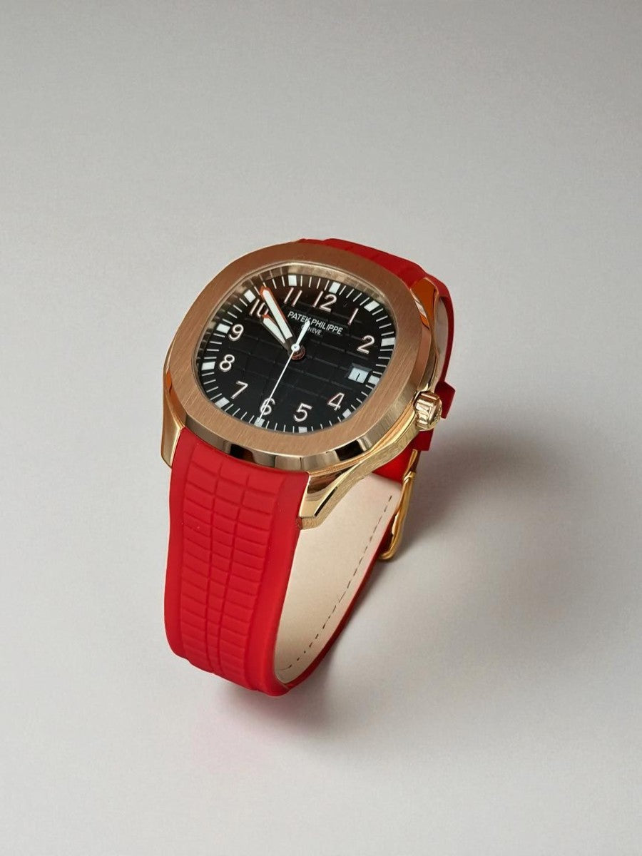 Patek Philippe Aquanaut – Siyah Kadran, Rose Gold Kasa, Kırmızı Kauçuk Kayış