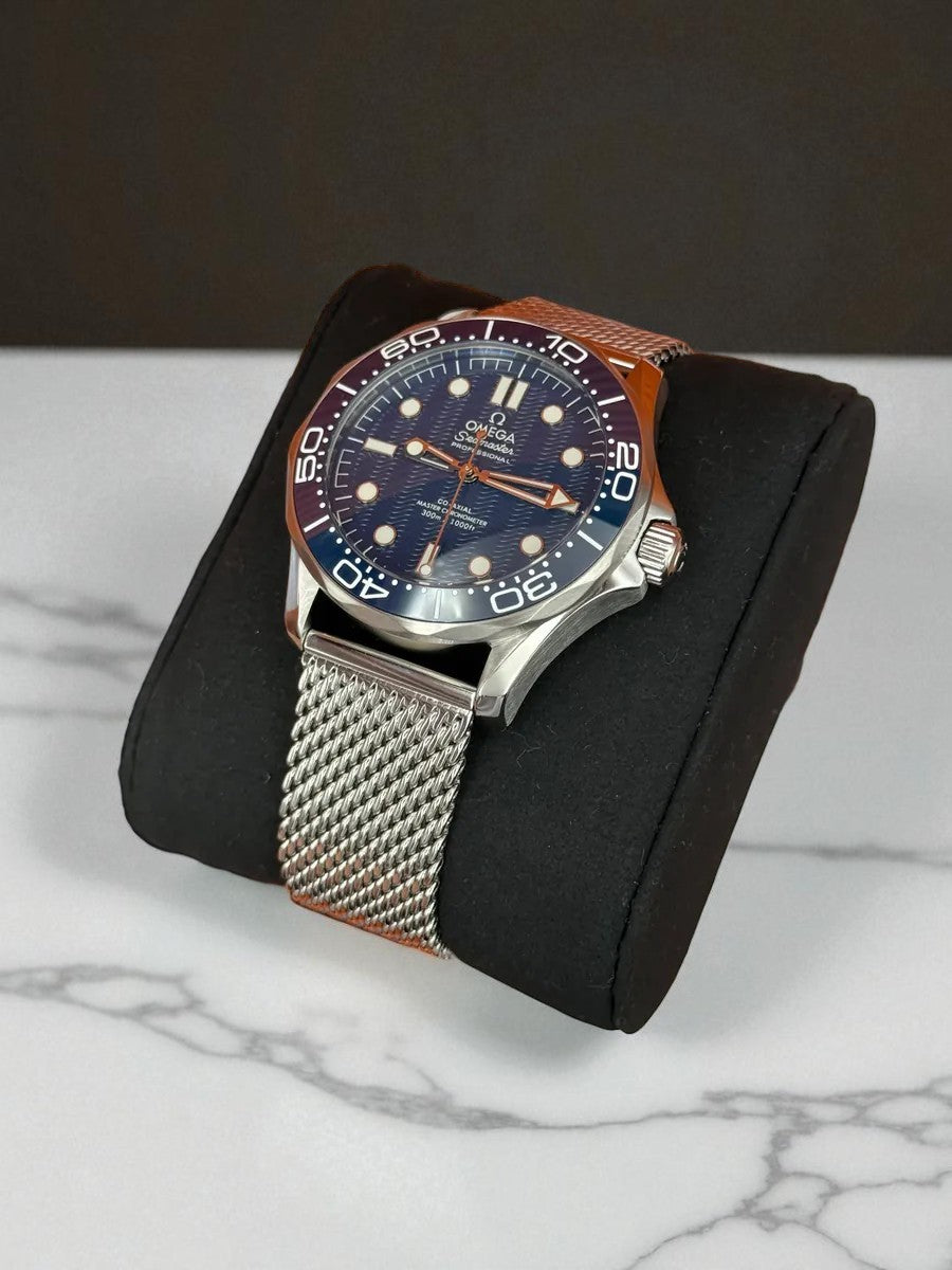 Omega Seamaster Diver 300M Co-Axial Master Chronometer 42 mm – Mavi Kadran Mesh Bilezik