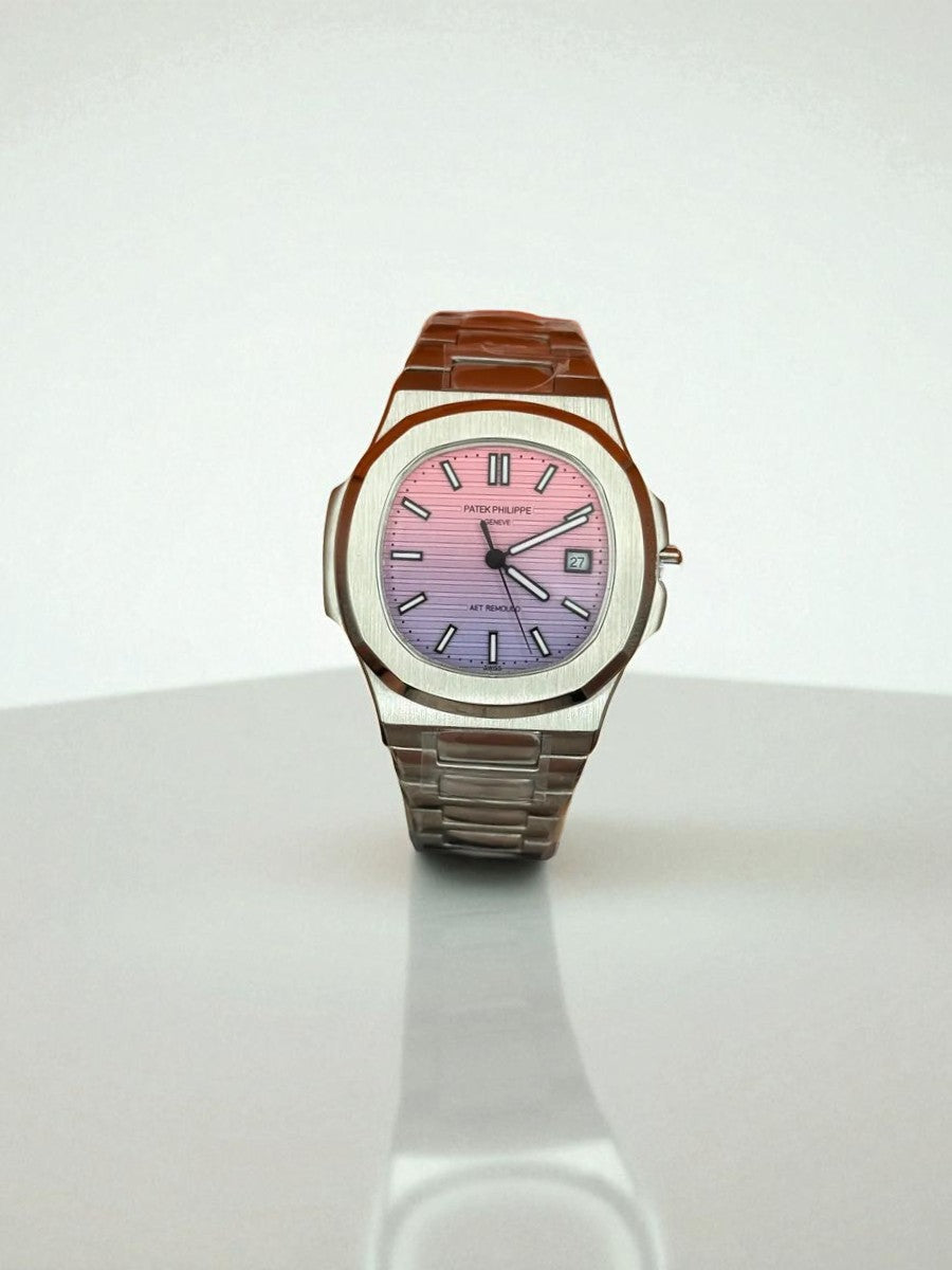 Patek Philippe Nautilus – Sunset Pink Degrade Kadran, Çelik Kasa ve Bilezik