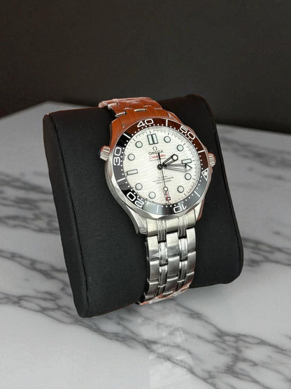 Omega Seamaster Diver 300M Co-Axial Master Chronometer 42 mm – Beyaz Kadran