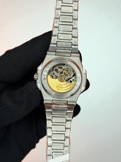 Patek Philippe Nautilus Skeleton – Açık Mekanizmalı Gümüş Kasa ve Bilezik