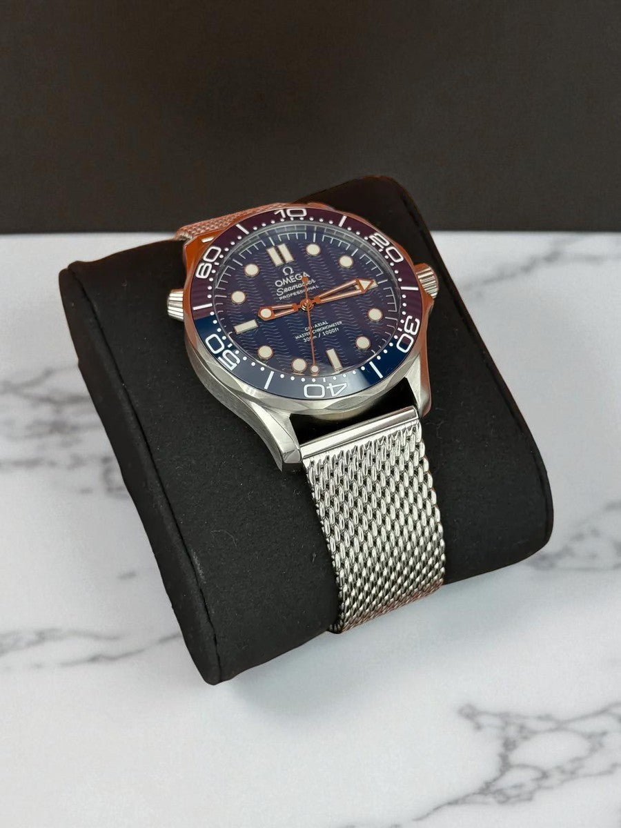 Omega Seamaster Diver 300M Co-Axial Master Chronometer 42 mm – Mavi Kadran Mesh Bilezik