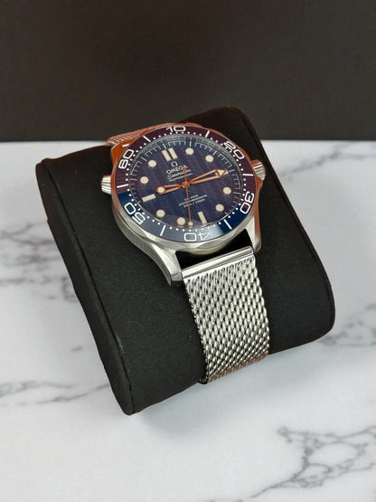 Omega Seamaster Diver 300M Co-Axial Master Chronometer 42 mm – Mavi Kadran Mesh Bilezik